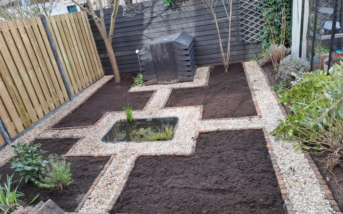 Schutting plaatsen voor een klant in Den Haag